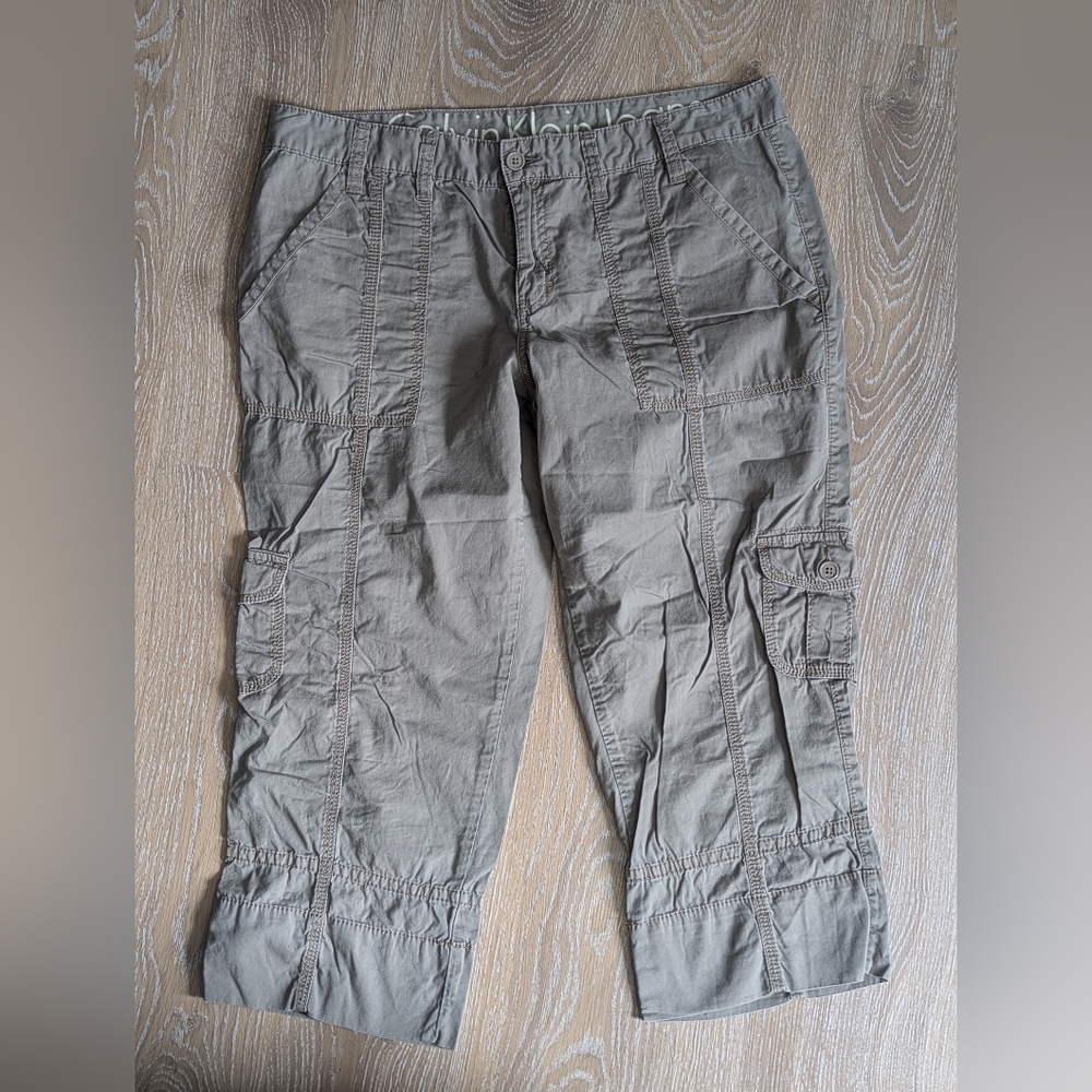 Calvin Klein Women's Utilitarian‎ Cargo Capri Pants Y2K Outdoor Hiking Low Rise